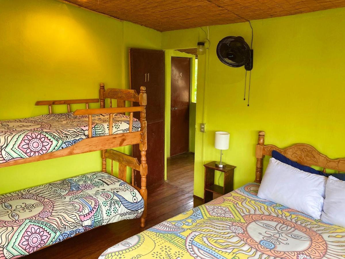 Montana Linda Hostel Ороси Экстерьер фото