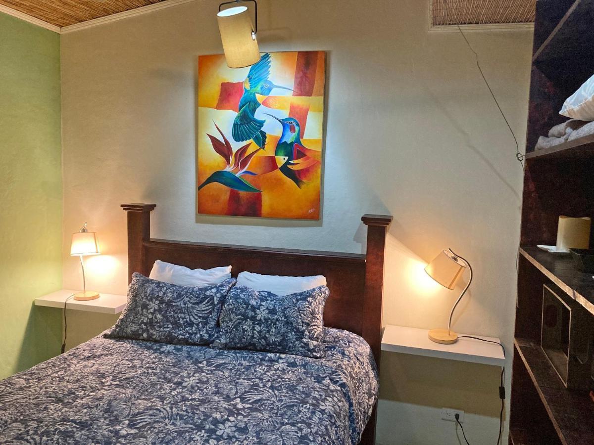 Montana Linda Hostel Ороси Экстерьер фото
